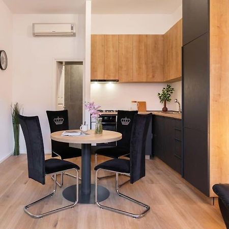 Niko And Sofia'S Apartment Urban Stay Zagreb Luaran gambar
